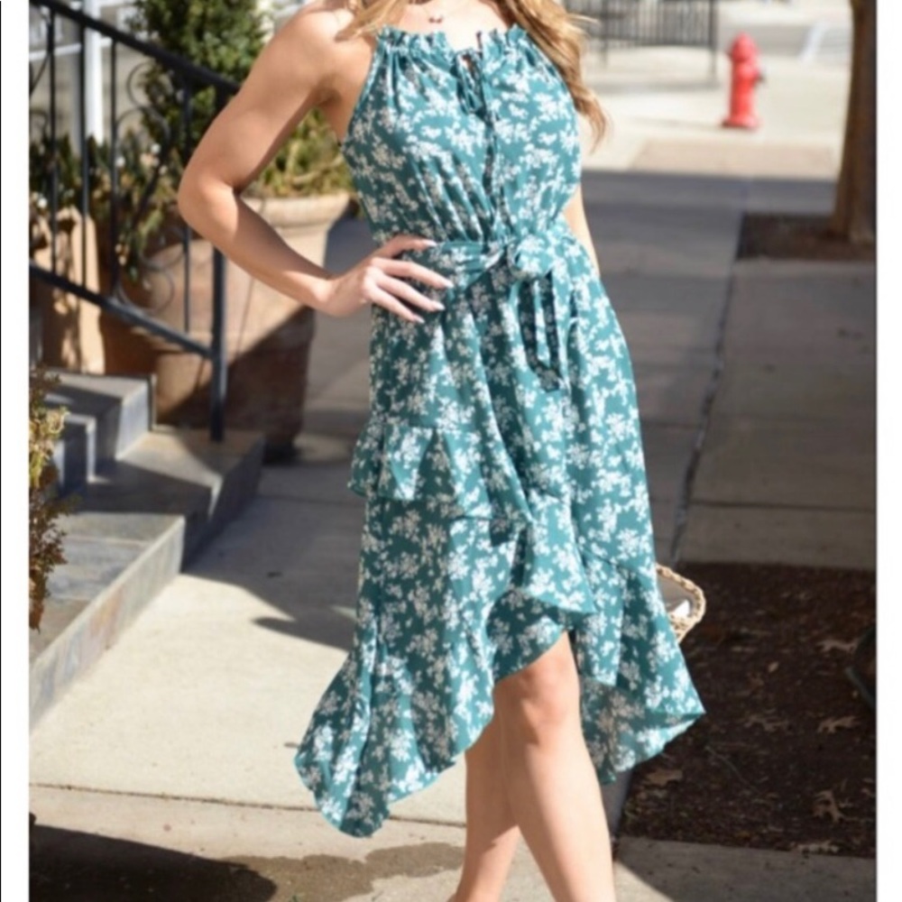 midi dress in a floral pattern in a beautiful shade of green